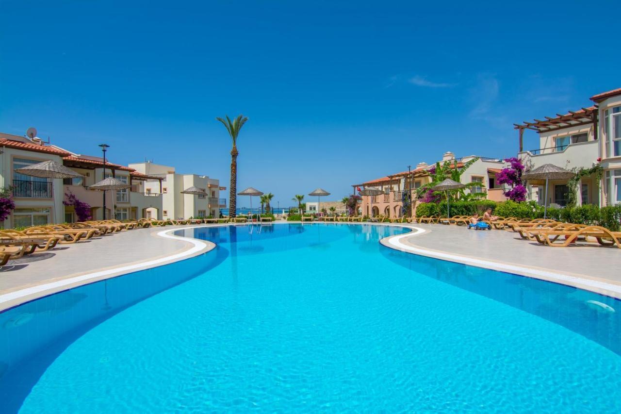 Apollonium Bozbuk Akbuk (Didim) Bagian luar foto